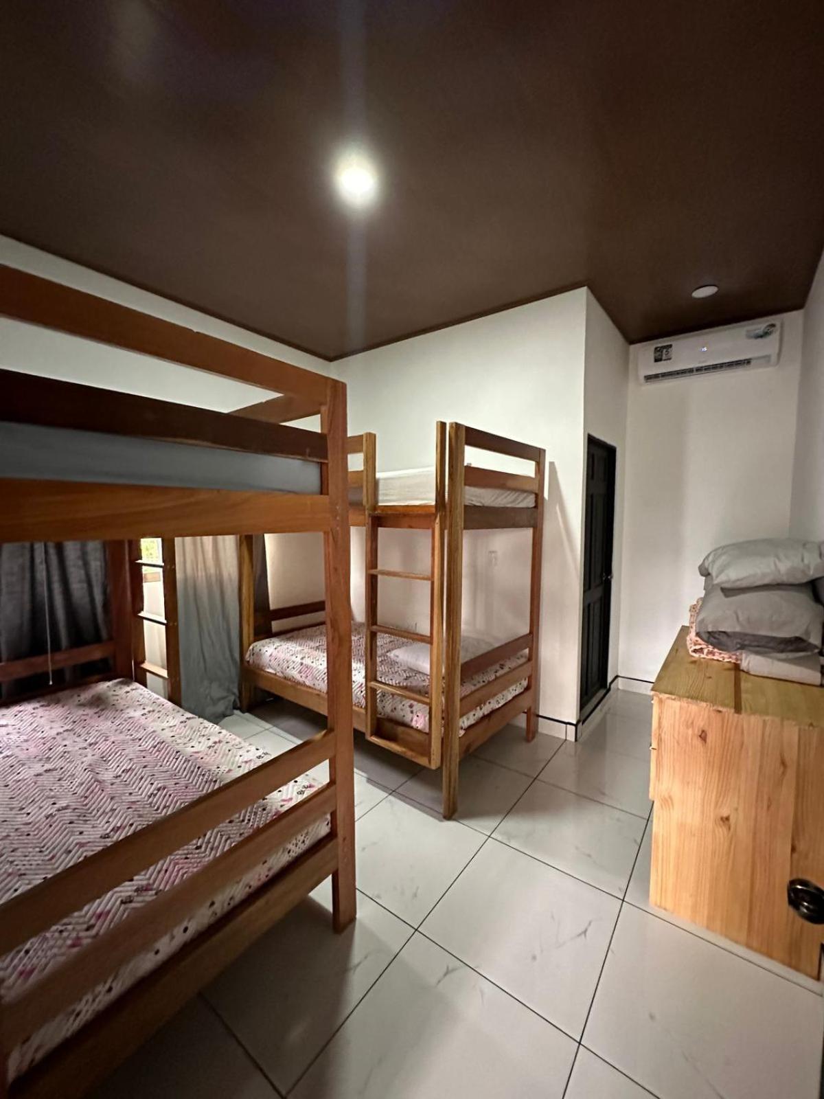 Apartamento Rodriguez Quepos Exterior foto